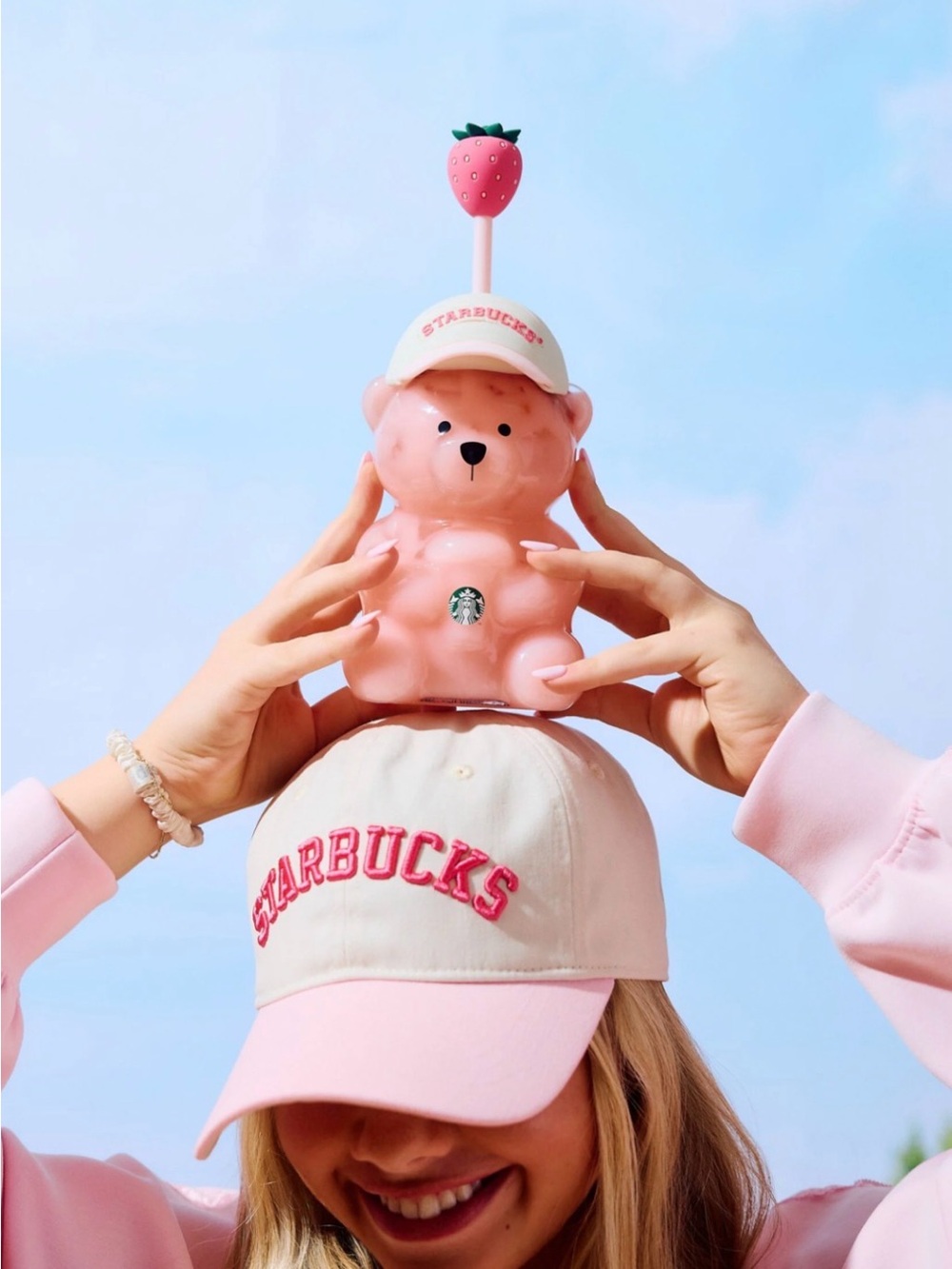 Starbucks Pink Strawberry Bear glass cup with Strawberry Straw